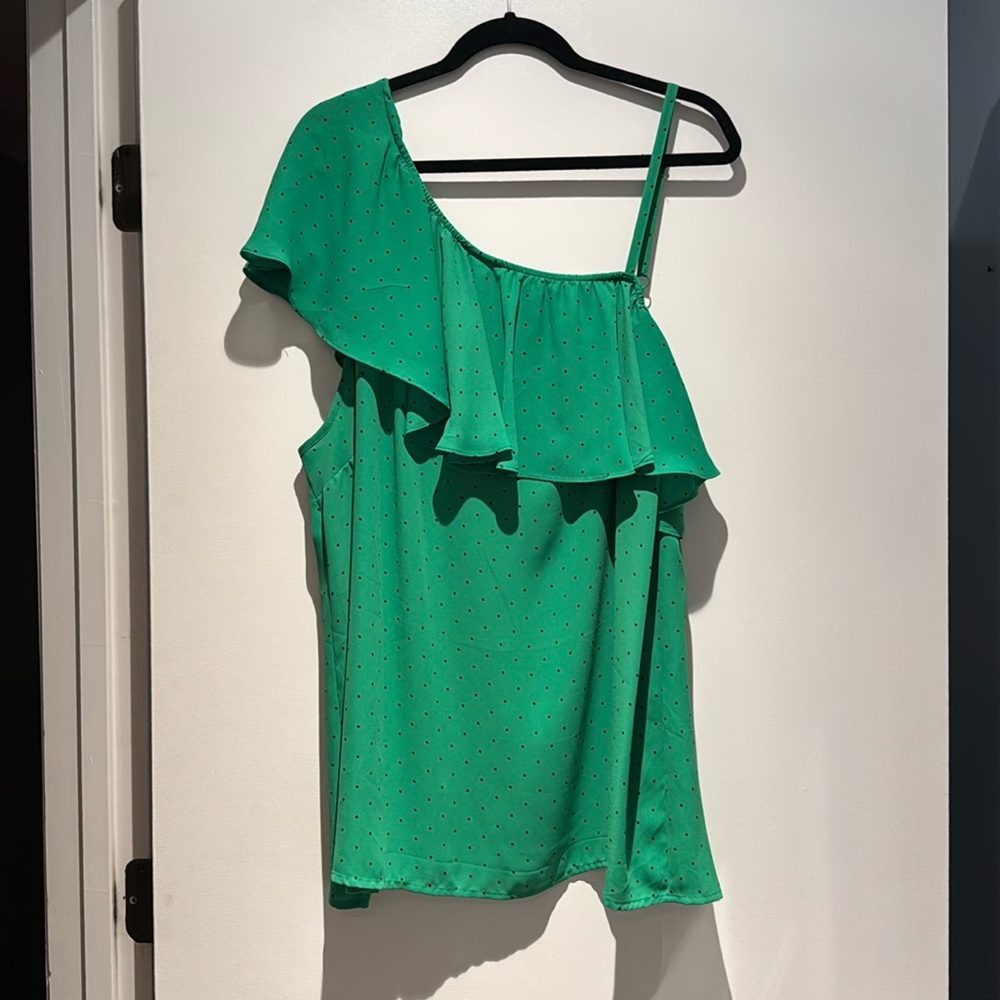 NWT Green Polka dot One Shoulder Ruffle Top - Torrid Size 4x